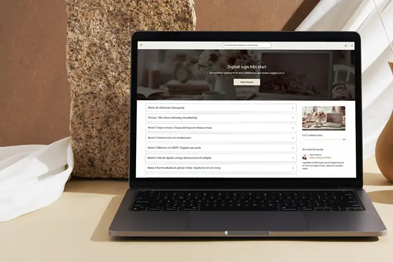 Onlinekurs på en laptop